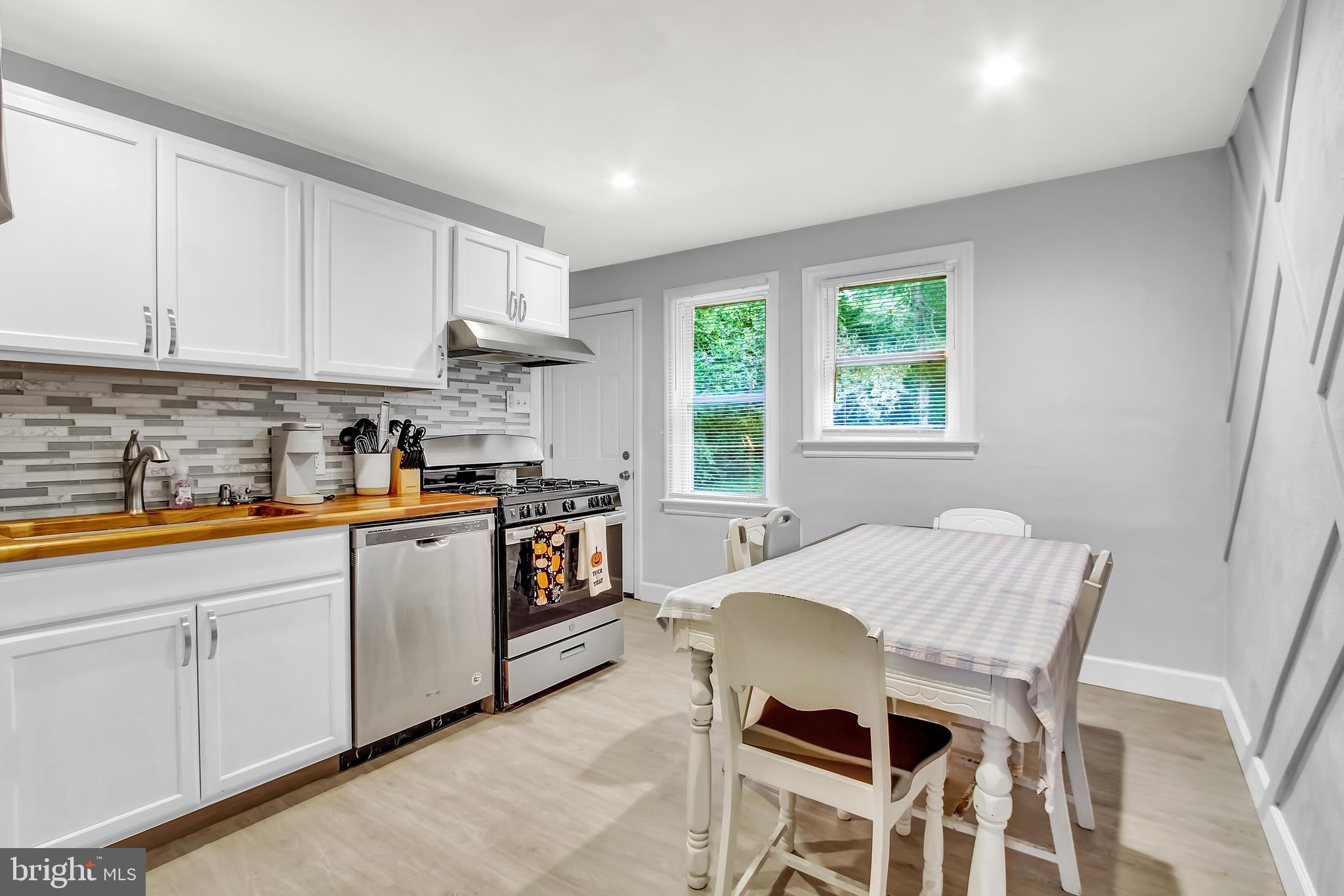 582 Hillcrest Road York, PA 17403 - Photo 8 of 23 Gallery Image 8