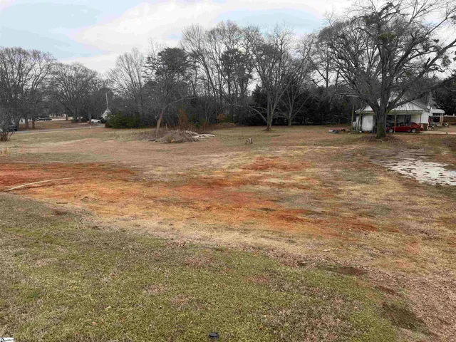 $125,000 | 712 North Main Street, Greer, SC 29651