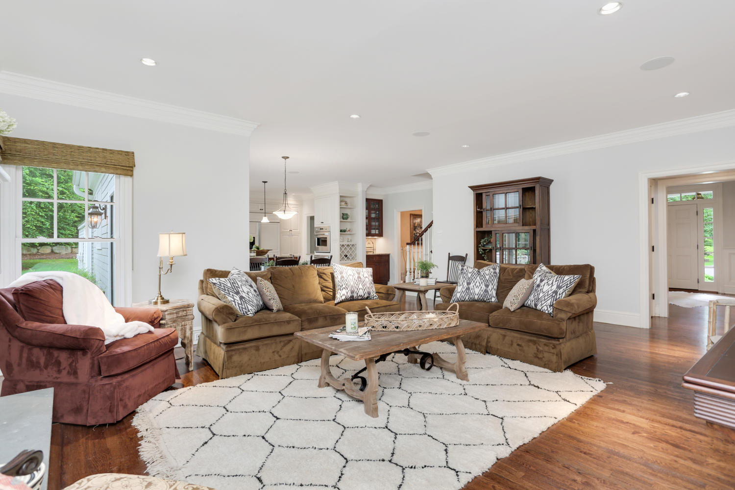 55 Dabney Road New Canaan, CT 06840 - Photo 11 of 39 Extra large open family room