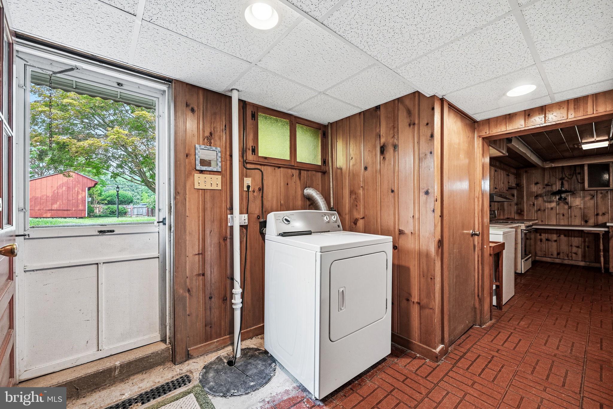 428 Prospect Road Springfield, PA 19064 - Photo 23 of 28 Cozy laundry space with natural light.