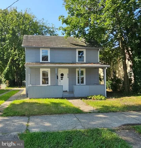 $2,100 | 629 East Quince Street, Vineland, NJ 08360