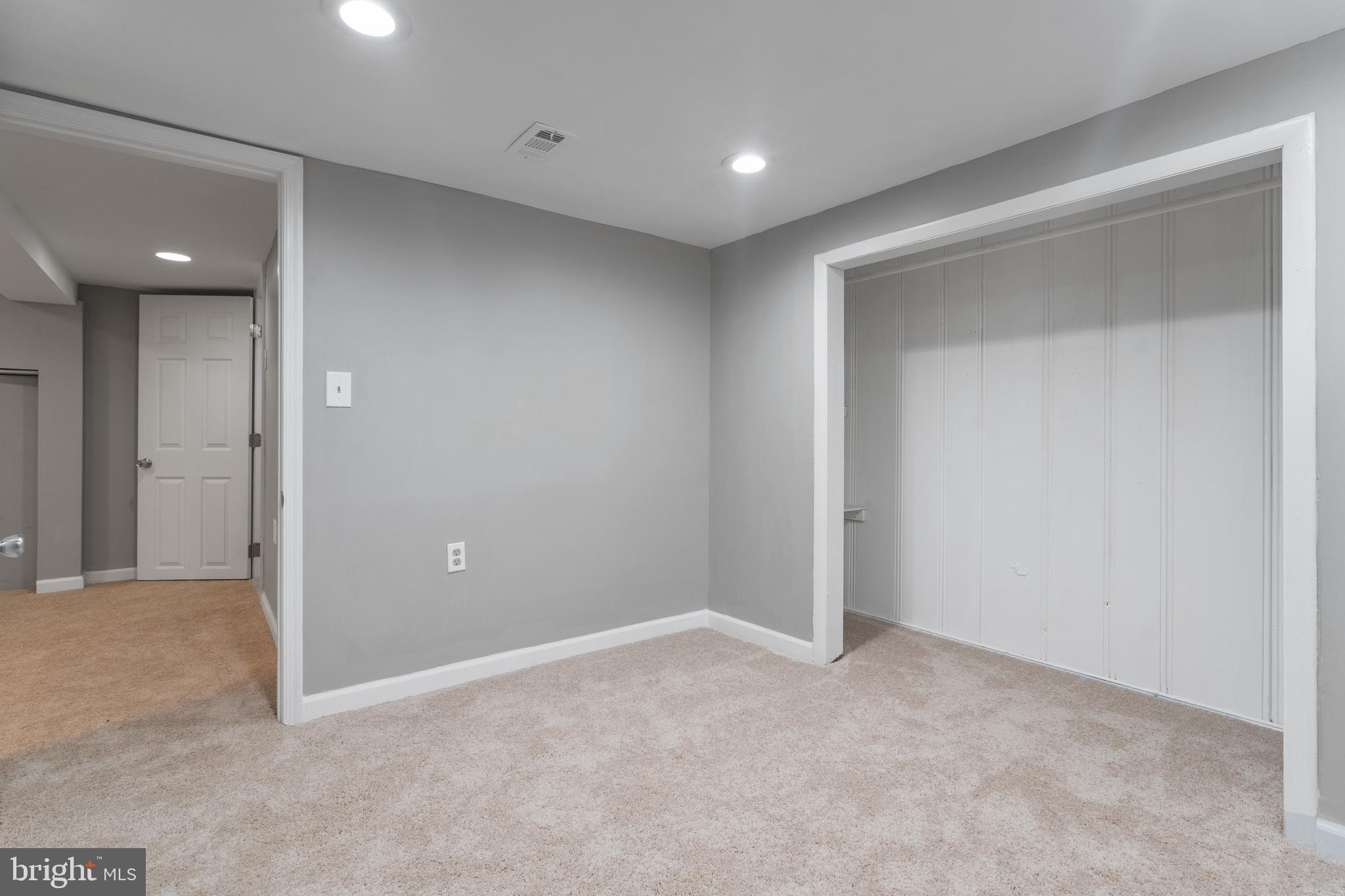 3003 Dunran Road Baltimore, MD 21222 - Photo 28 of 34