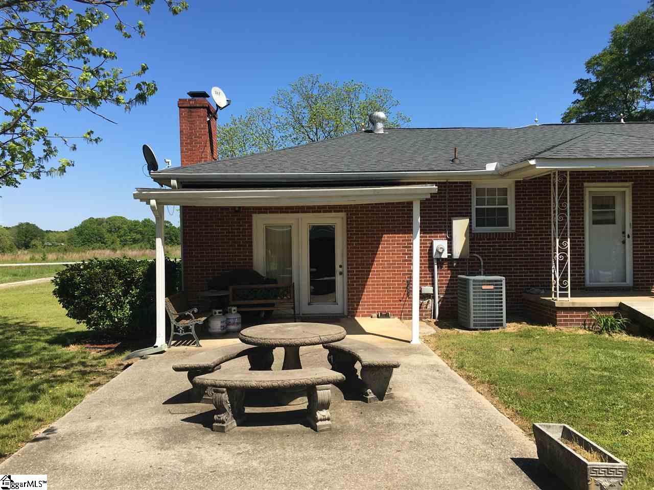 339 Abercrombie Road Gray Court, SC 29645 - Photo 11 of 33