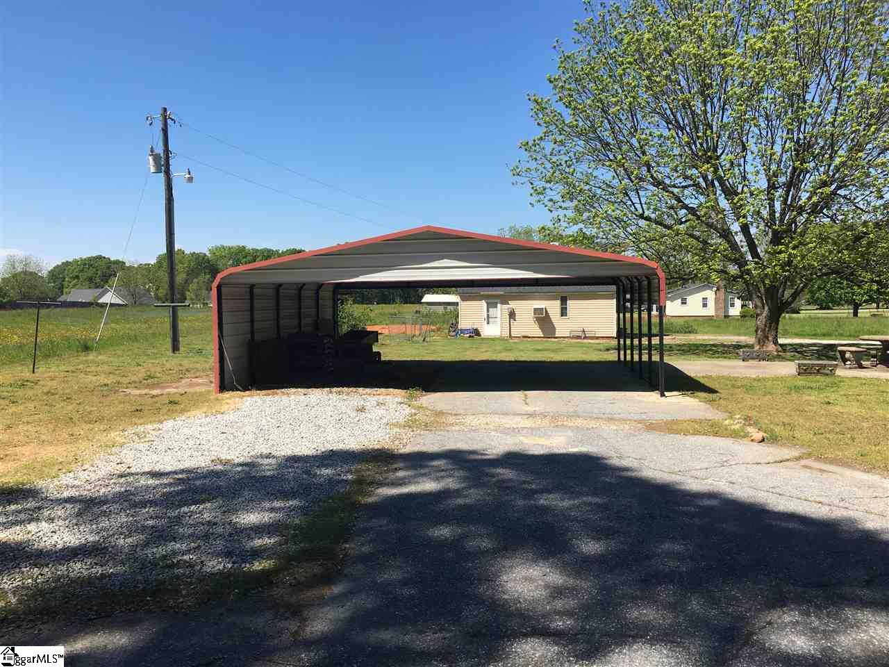 339 Abercrombie Road Gray Court, SC 29645 - Photo 13 of 33