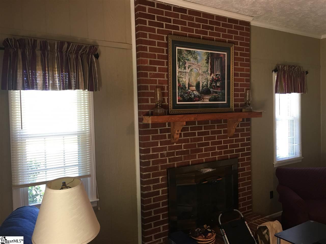339 Abercrombie Road Gray Court, SC 29645 - Photo 18 of 33