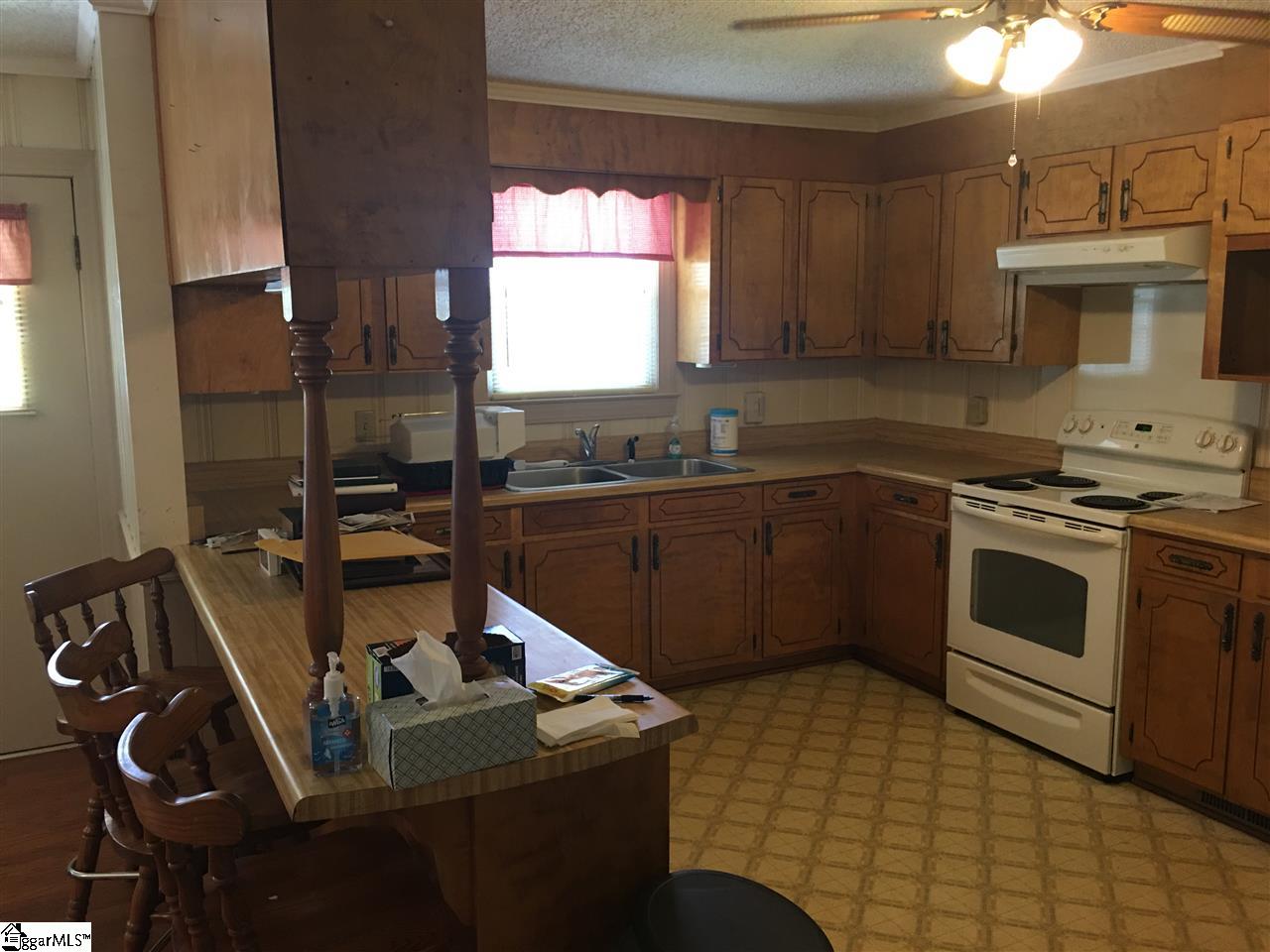 339 Abercrombie Road Gray Court, SC 29645 - Photo 22 of 33