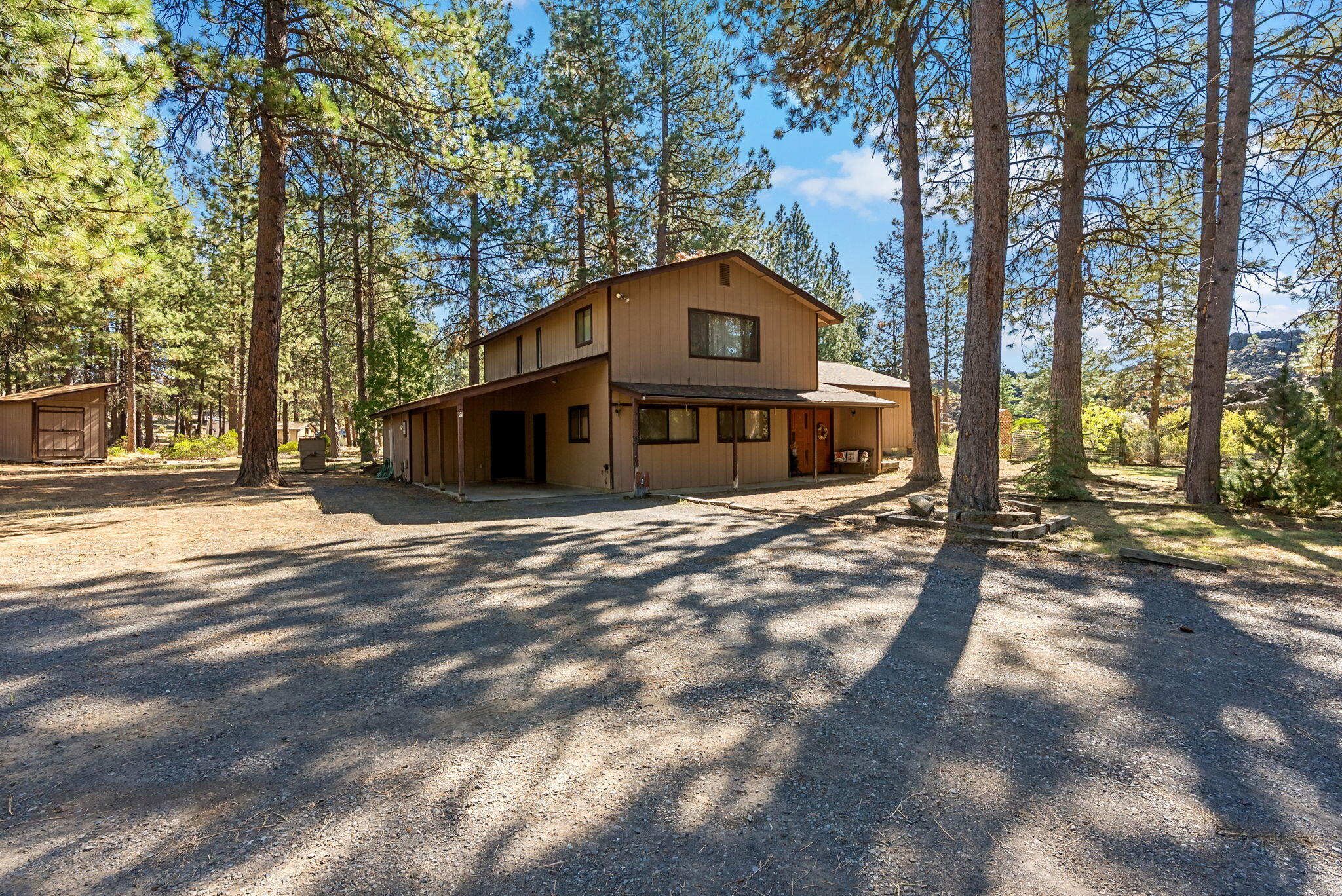 60000 Agate Road Bend, OR 97702 - Photo 9 of 48 39-web-or-mls-Riley Visuals-39
