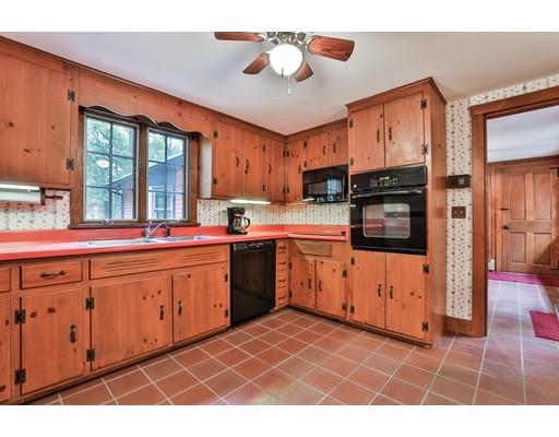 43 Maple Avenue Boxford, MA 01921 - Photo 4 of 36