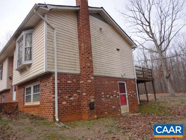 1207 Courthouse Road Louisa, VA 23093 - Photo 2 of 14