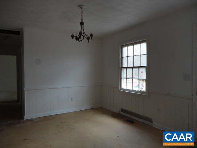 1207 Courthouse Road Louisa, VA 23093 - Photo 7 of 14