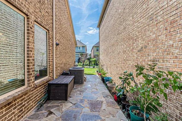 $3,200 | 6757 Prospect Way, Irving, TX 75063