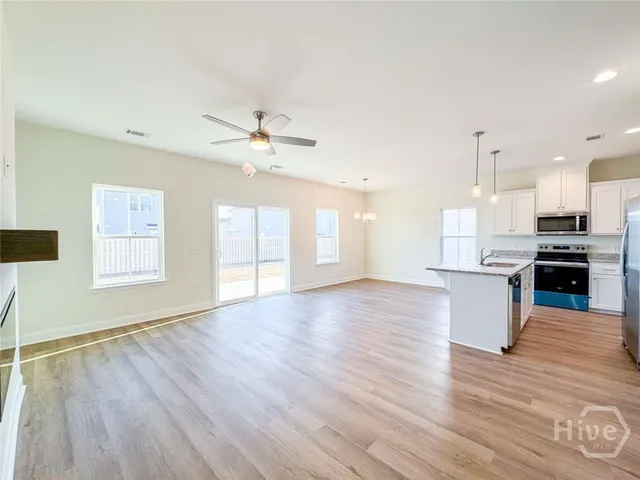 $281,400 | 125 Providence Loop, Hinesville, GA 31313