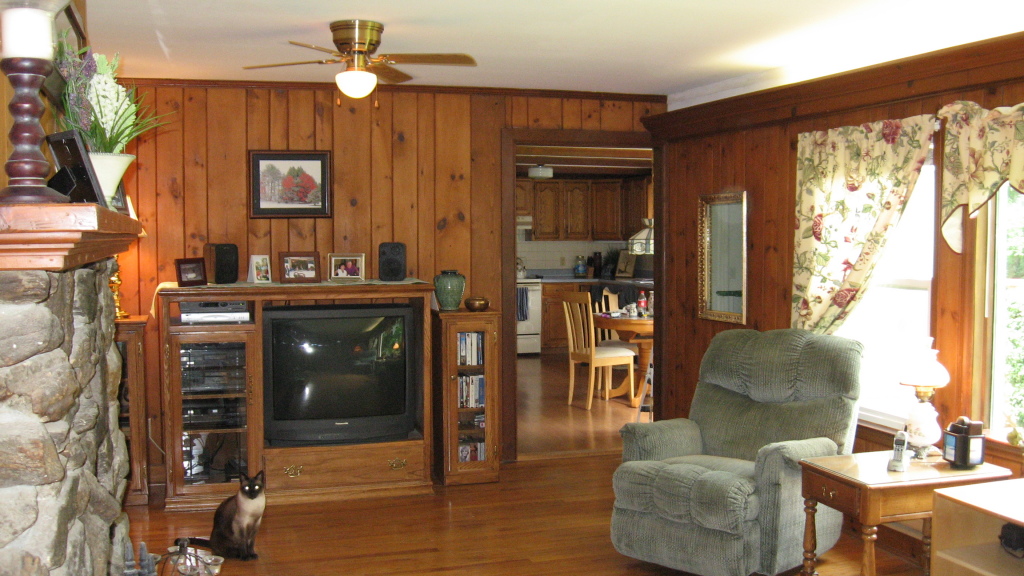 40 Partridge Road Pittsfield, MA 01201 - Photo 3 of 11 living room