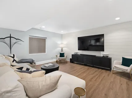 $1,895,000 | 137 Joanne Way, Elmhurst, IL 60126
