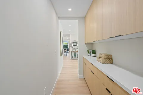 $1,749,000 | 23442 Burbank Boulevard, Woodland Hills, CA 91367