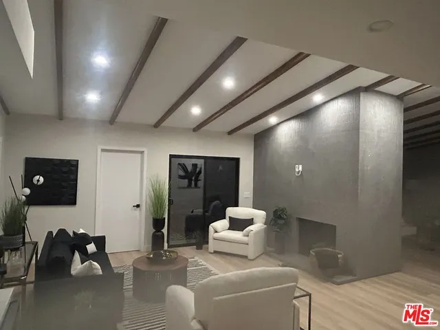 $1,849,000 | 23442 Burbank Boulevard, Woodland Hills, CA 91367