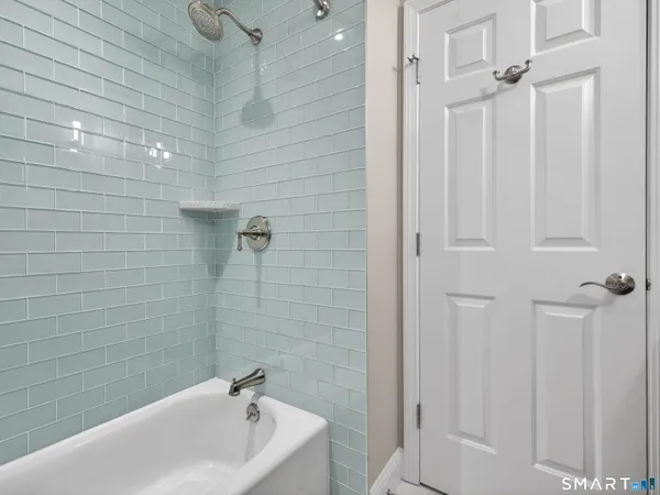 $750,000 | 100 Dudley Avenue, Unit F31, Old Saybrook, CT 06475