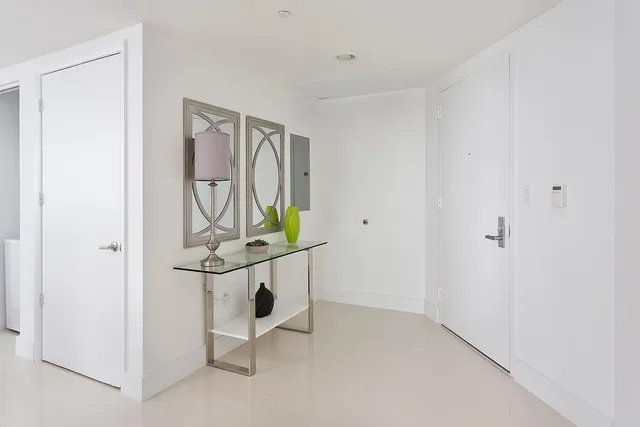 a view of utility room