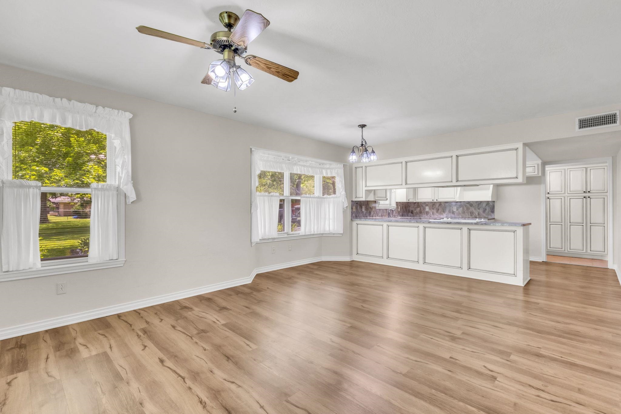 9767 Winzer Road Beaumont, TX 77705 - Photo 11 of 28