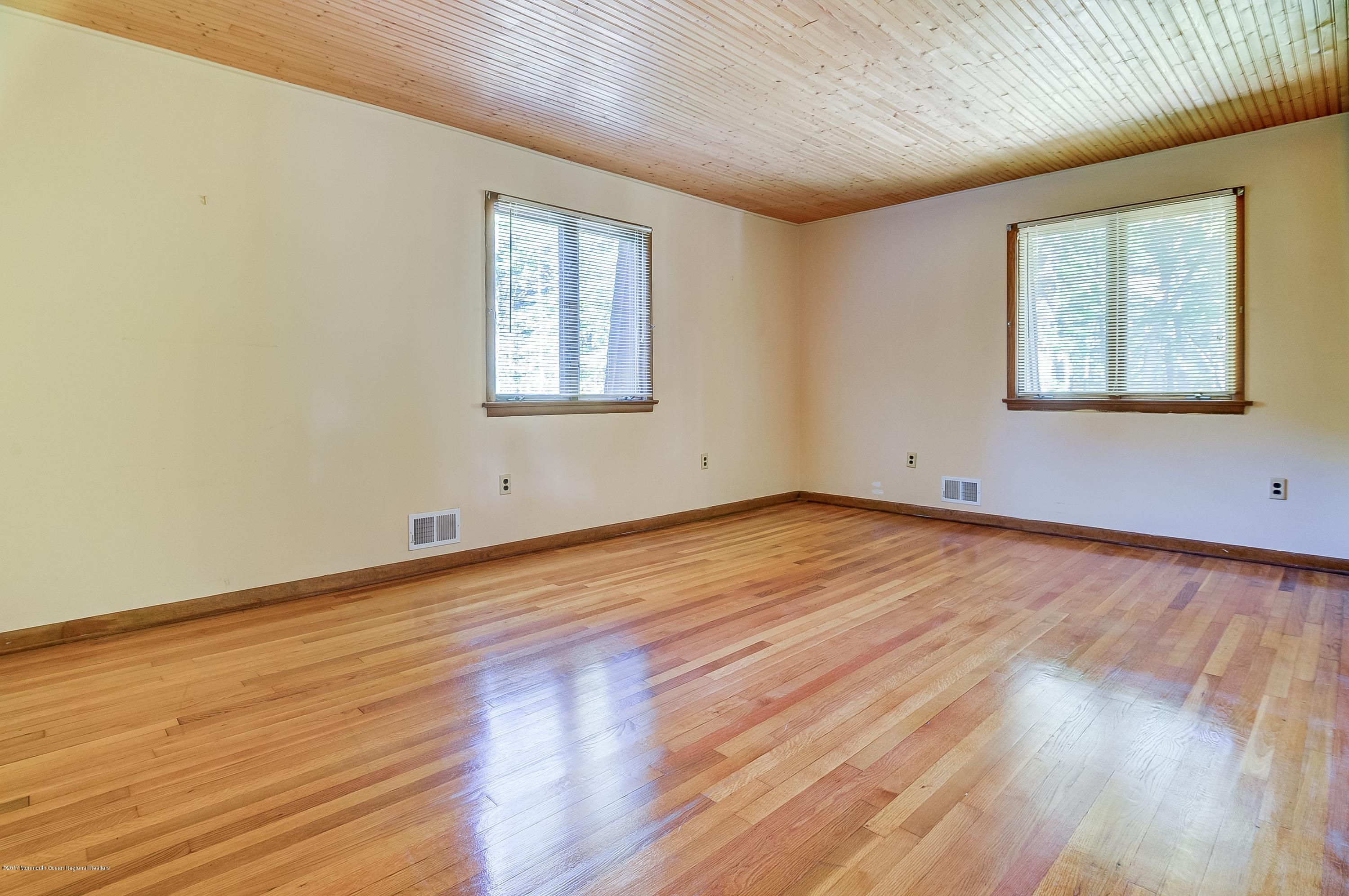 22 Pittenger Pond Road Freehold, NJ 07728 - Photo 21 of 27 019_Bedroom