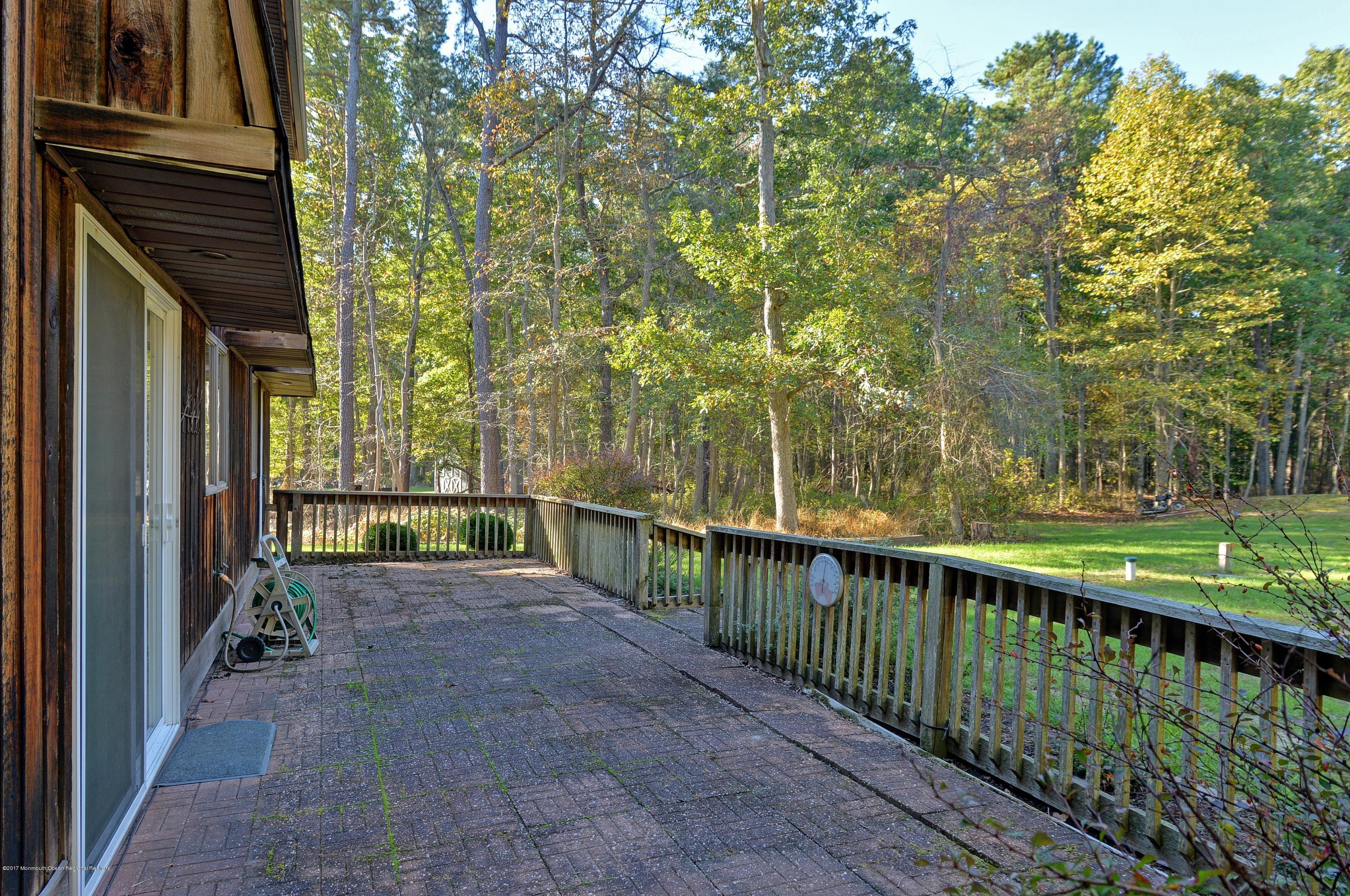 22 Pittenger Pond Road Freehold, NJ 07728 - Photo 24 of 27 022_Patio