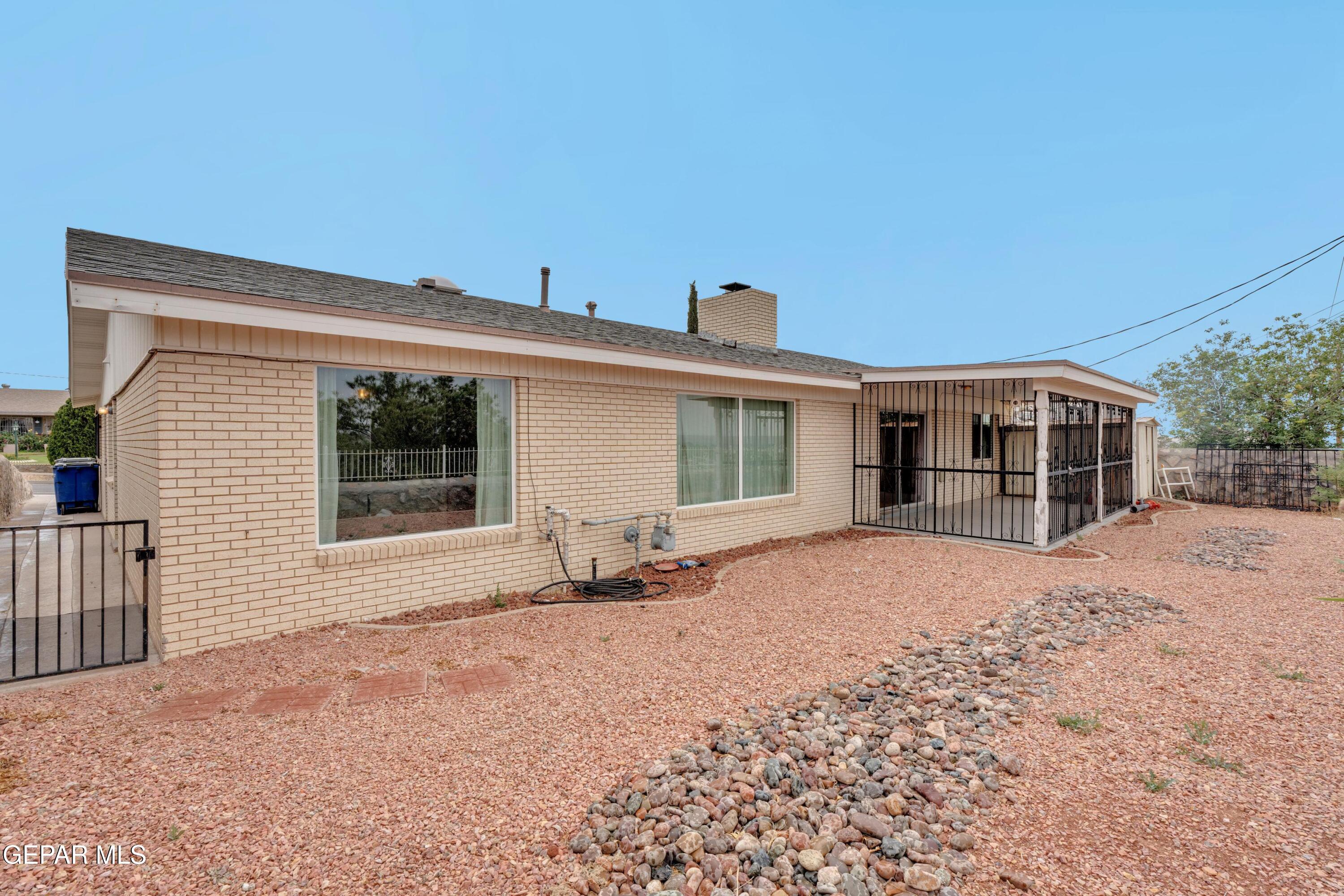 337 Clairemont Road El Paso, TX 79912 - Photo 42 of 45 3 (1)