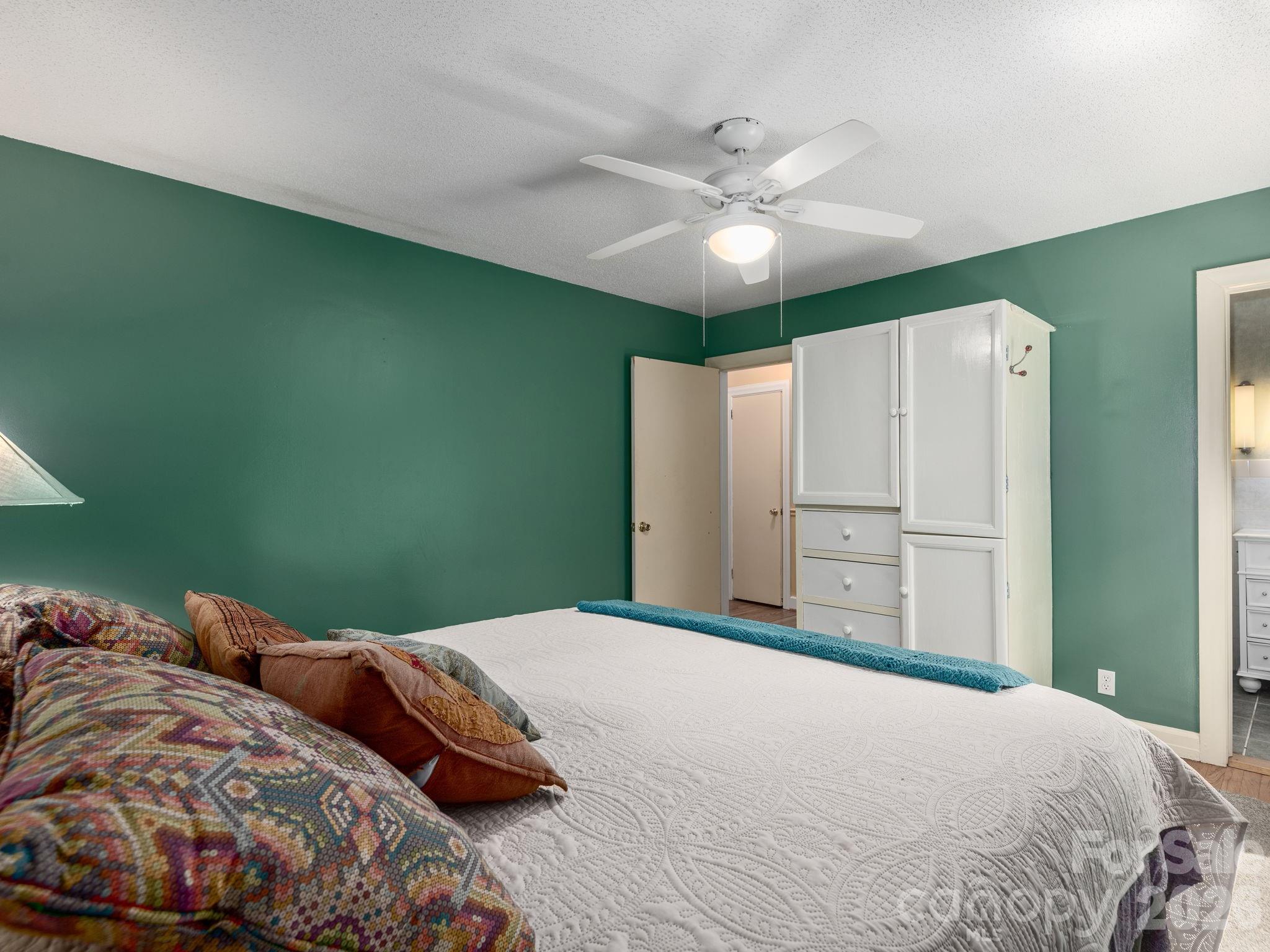112 Lyndale Road Hendersonville, NC 28739 - Photo 13 of 30