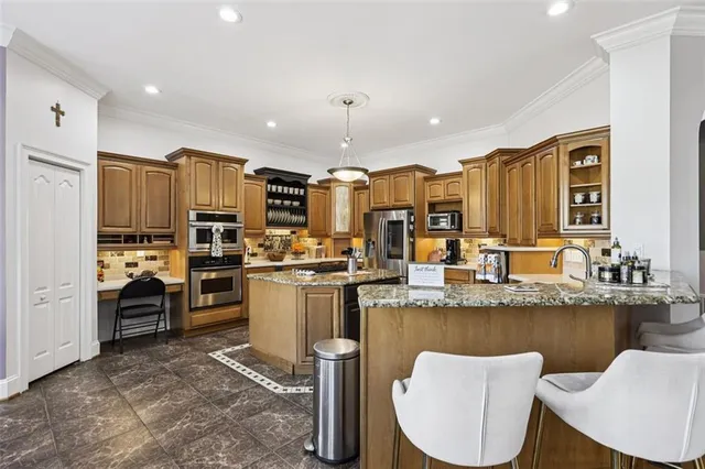 $944,999 | 31 Meadow Lakes Terrace, Cedartown, GA 30125