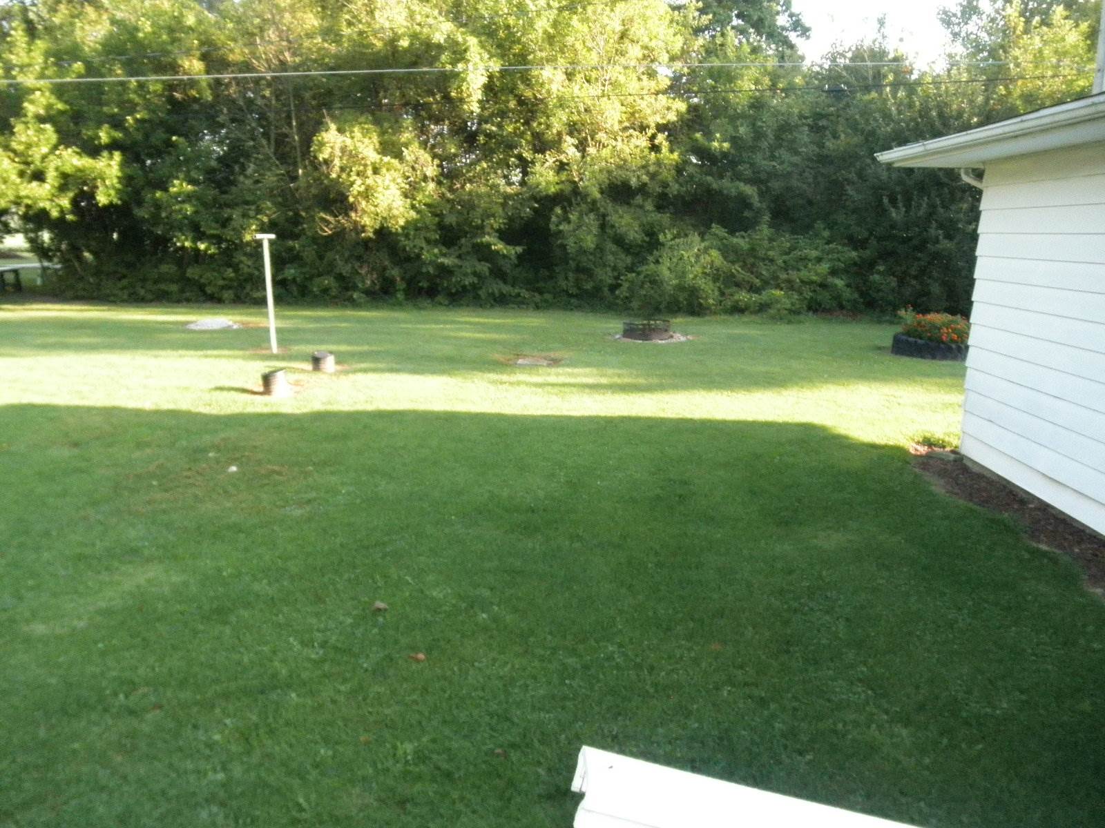 7329 Monroeville Road Hoagland, IN 46745 - Photo 2 of 24