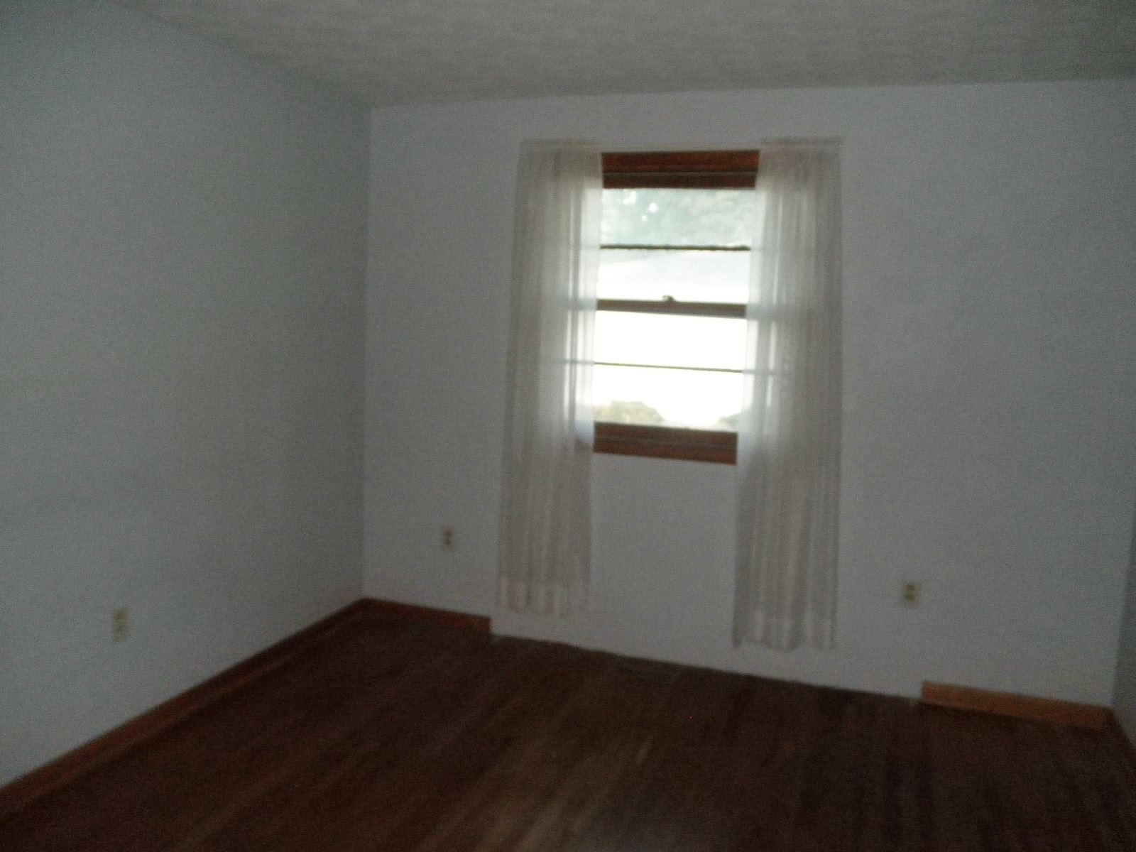 7329 Monroeville Road Hoagland, IN 46745 - Photo 10 of 24