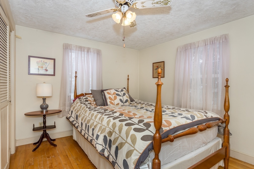 10 Marion Road Weymouth, MA 02191 - Photo 12 of 18