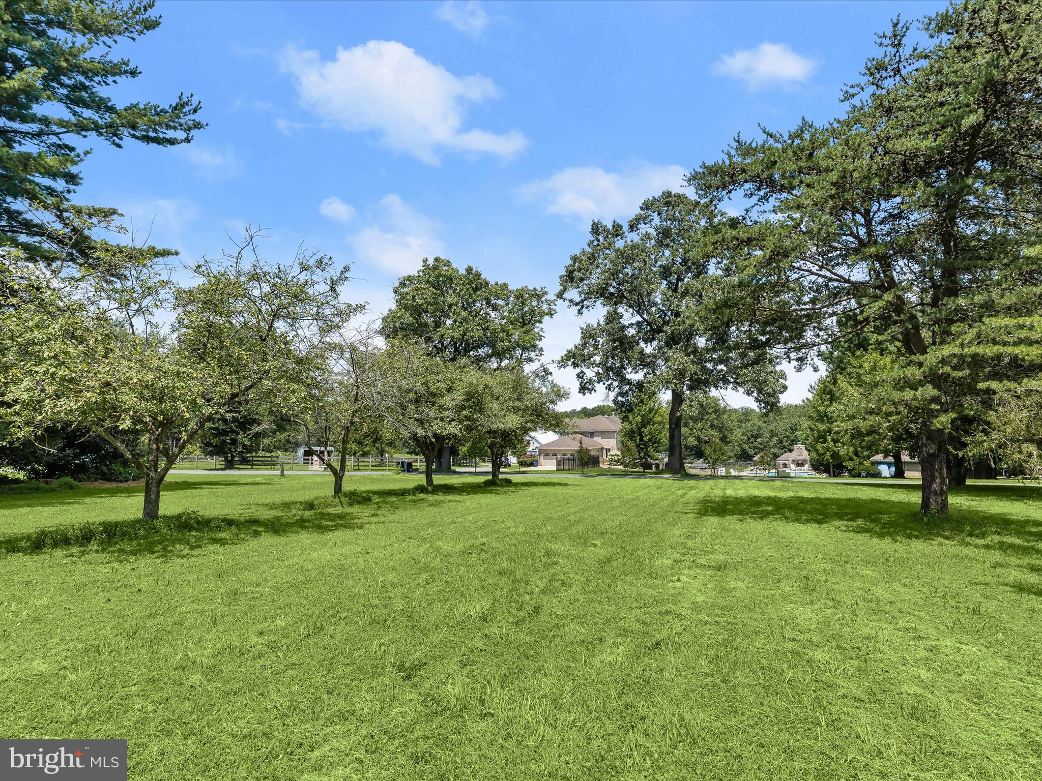 18389 New Cut Road Mount Airy, MD 21771 - Photo 16 of 41 a view of a park with large trees