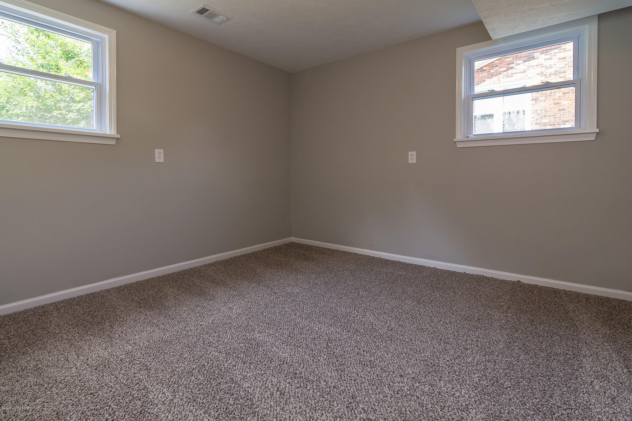 7912 Annella Way Louisville, KY 40219 - Photo 34 of 54 7912 annella way-36