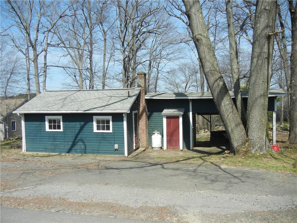 11 West Lake Road Middlebury, CT 06762 - Photo 1 of 1