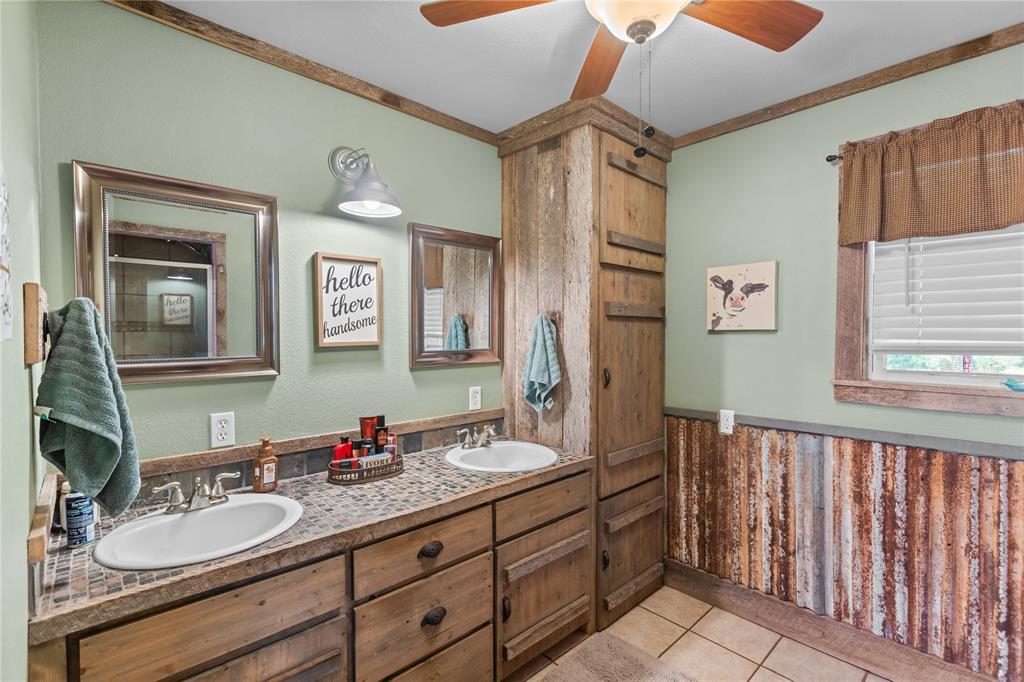 2461 County Road Blossom, TX 75416 - Photo 12 of 27