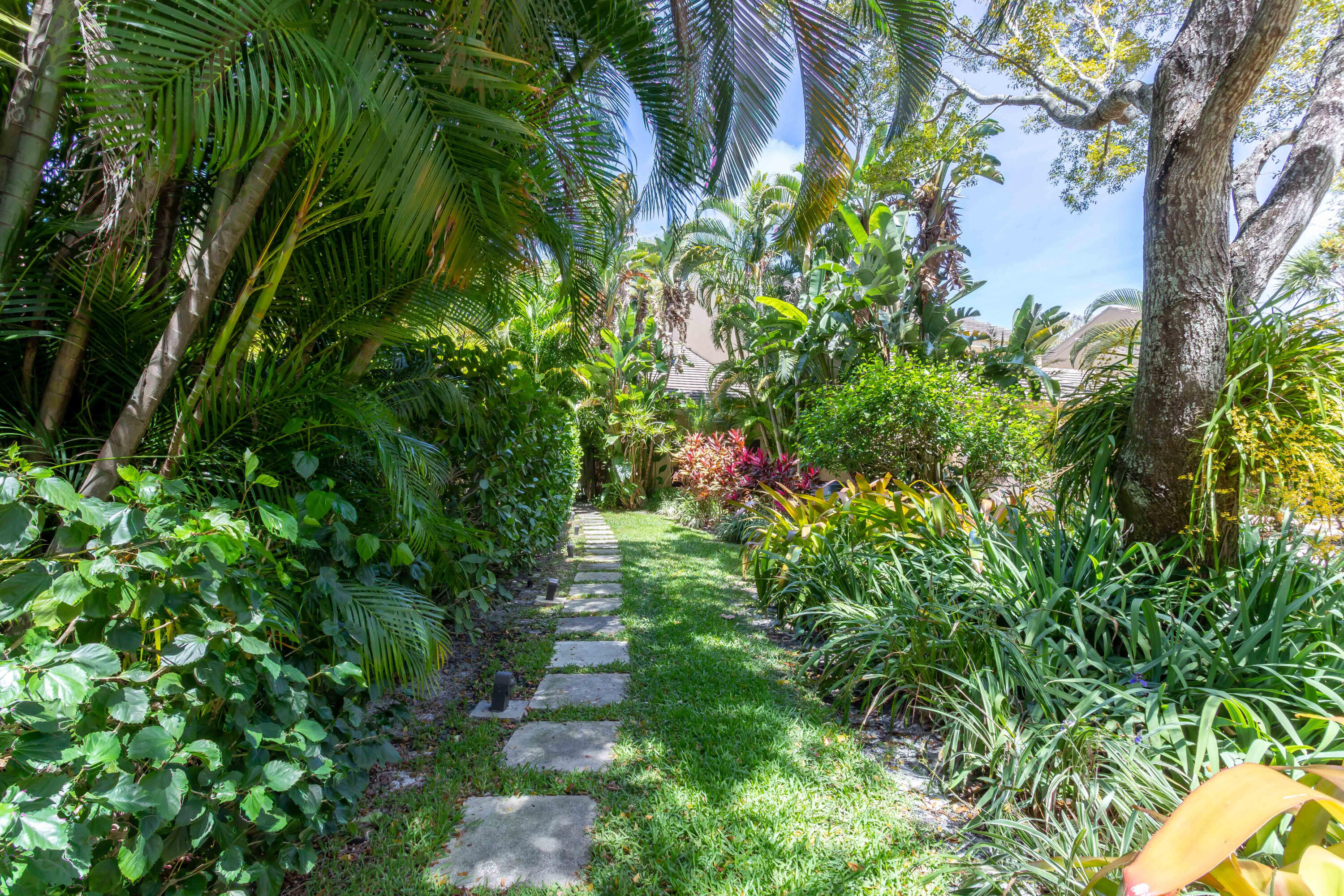 712 St Albans Drive Boca Raton, FL 33486 - Photo 42 of 46 IMG_0940-HDR