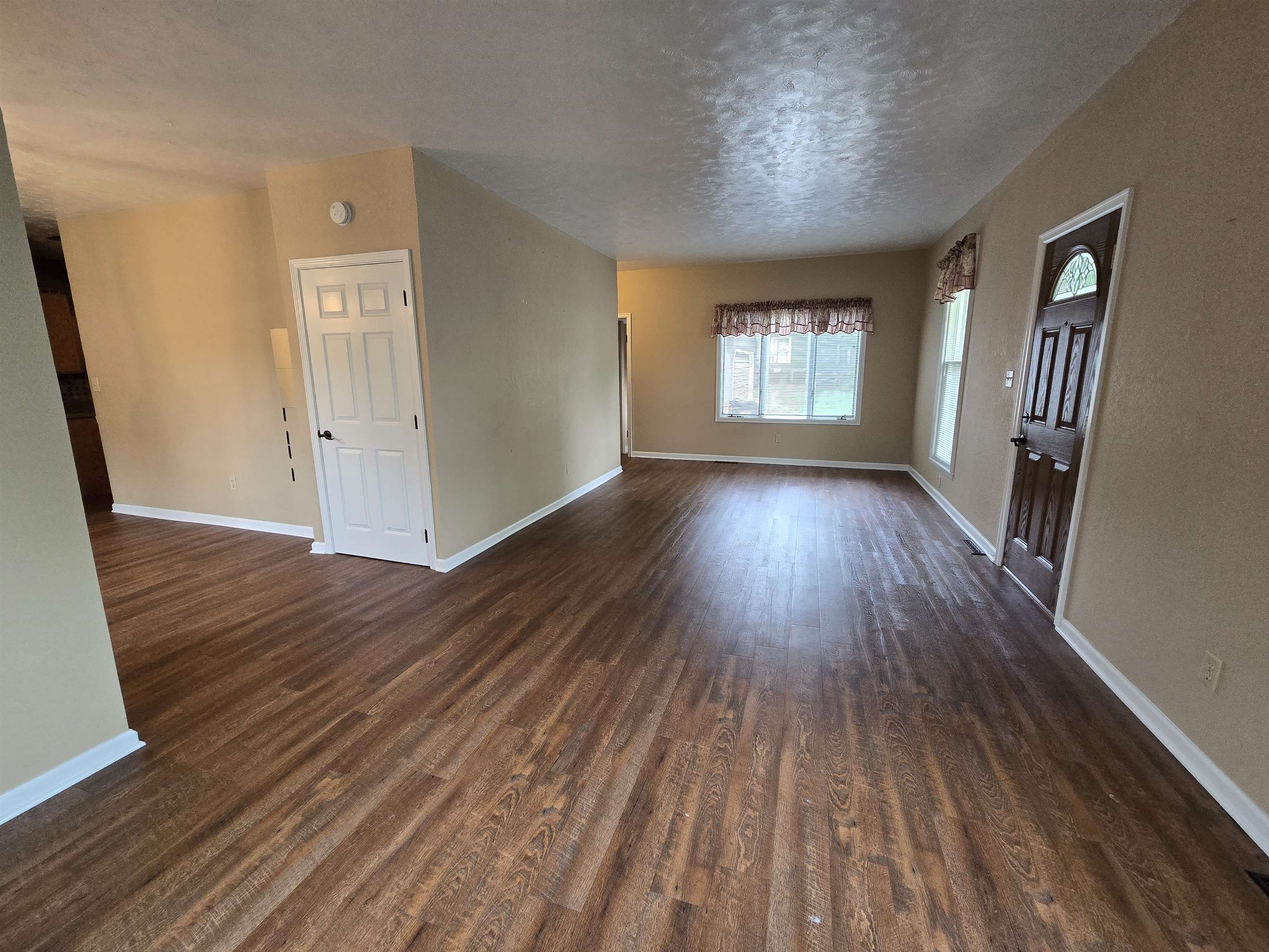 210 West Morris Street Morrison, IL 61270 - Photo 3 of 17