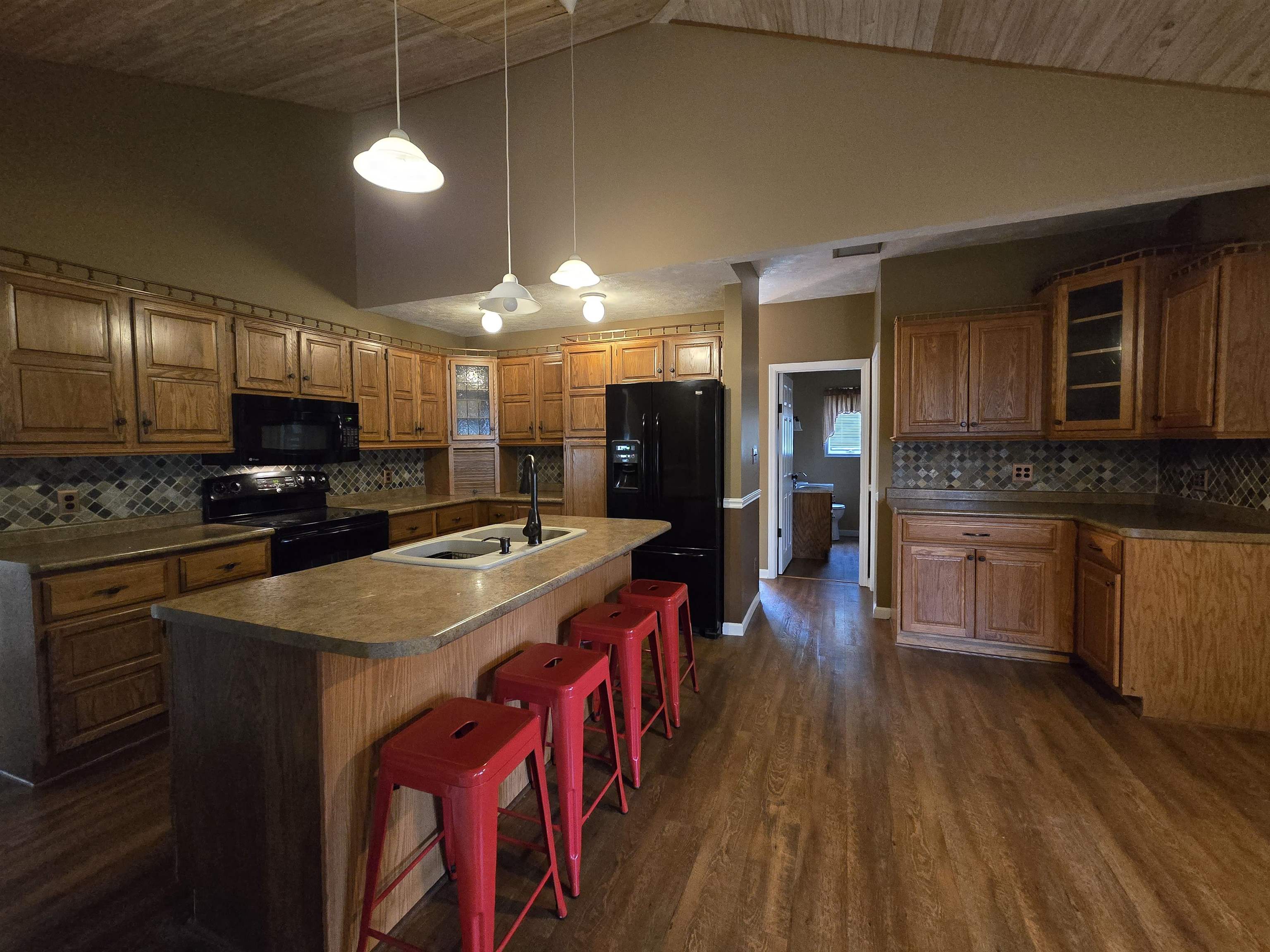 210 West Morris Street Morrison, IL 61270 - Photo 4 of 17