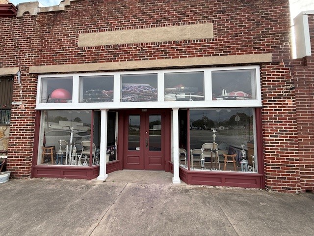 709 Main Street East Bernard, TX 77435 - Photo 3 of 11