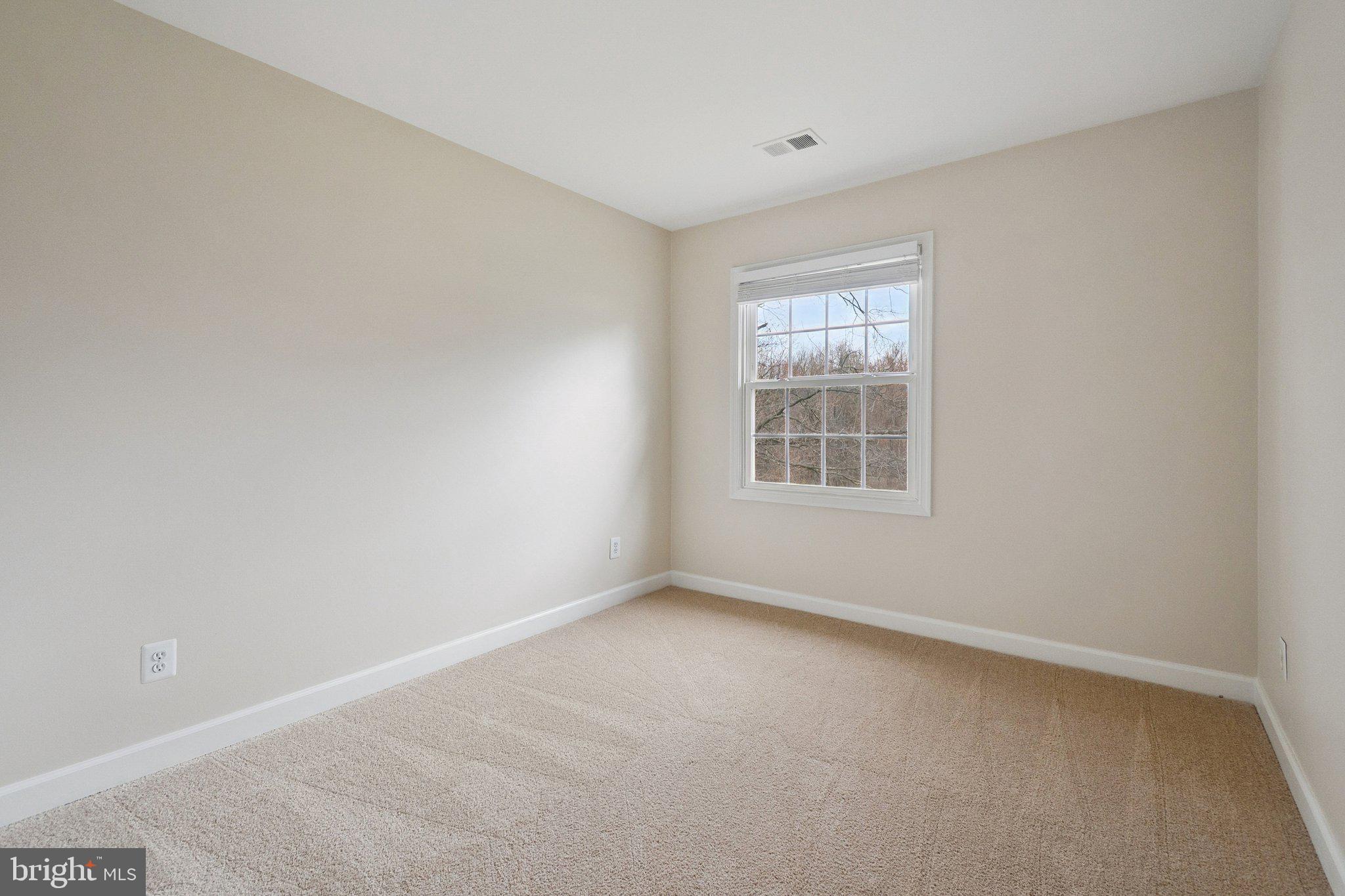 8312-532 Kingsgate Road, Unit G Springfield, VA 22152 - Photo 14 of 32