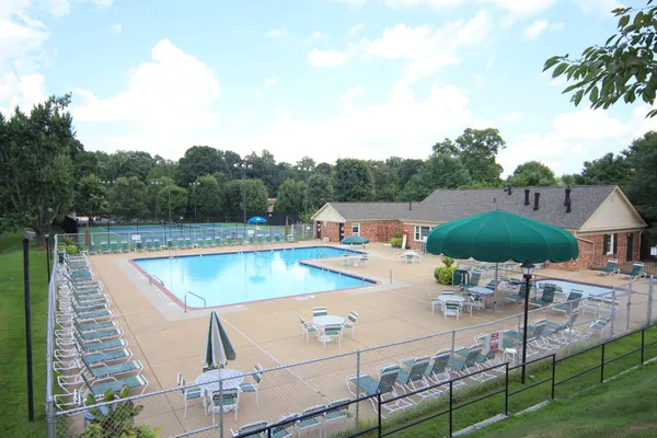 $2,650 | 8312-532 Kingsgate Road, Unit G, Springfield, VA 22152