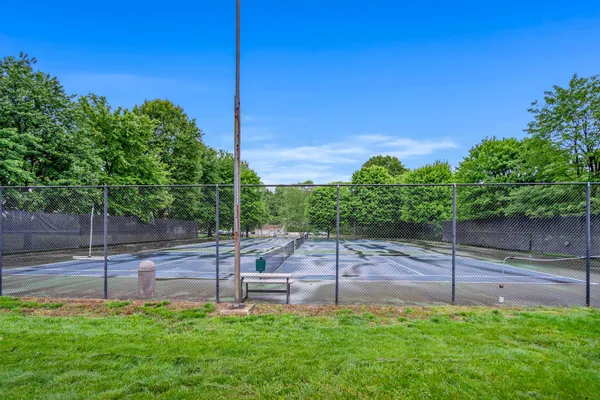 $2,650 | 8312-532 Kingsgate Road, Unit G, Springfield, VA 22152