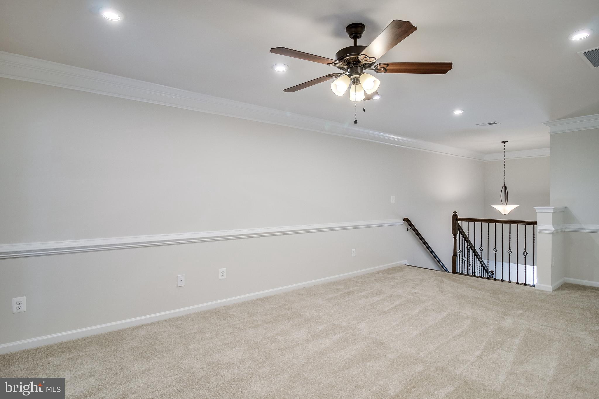 18068 Red Mulberry Road Dumfries, VA 22026 - Photo 18 of 40 Loft