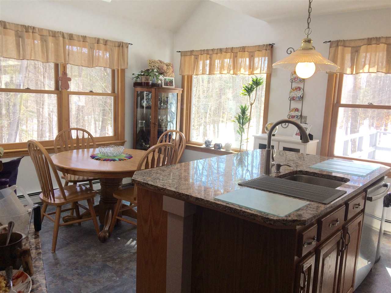 1363 Turnpike Road Norwich, VT 05055 - Photo 6 of 14