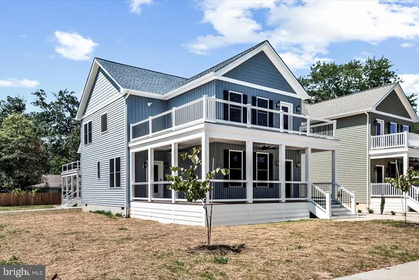 $649,900 | 700 Taggart Street, Colonial Beach, VA 22443