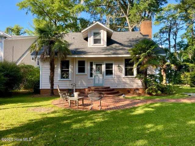 $895,000 | 940 White Lake Drive, Elizabethtown, NC 28337