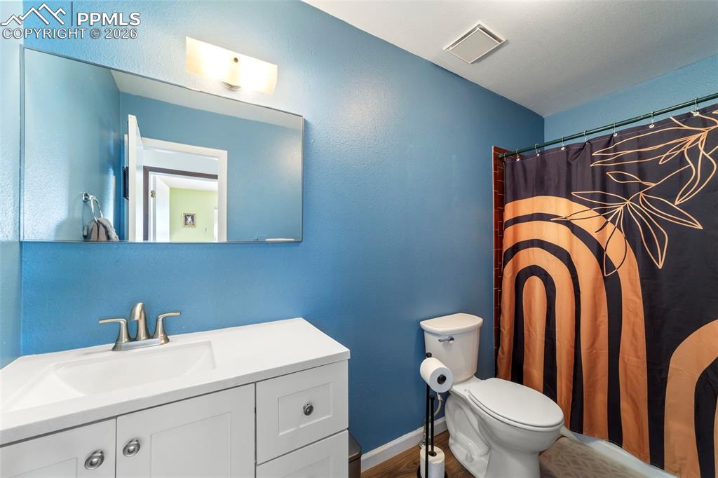 413 Chelton Road Colorado Springs, CO 80910 - Photo 24 of 42