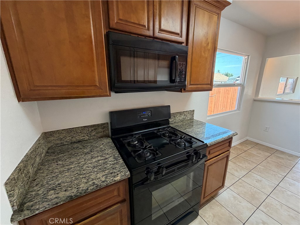 9609 Dicky Street Pico Rivera, CA 90660 - Photo 8 of 33