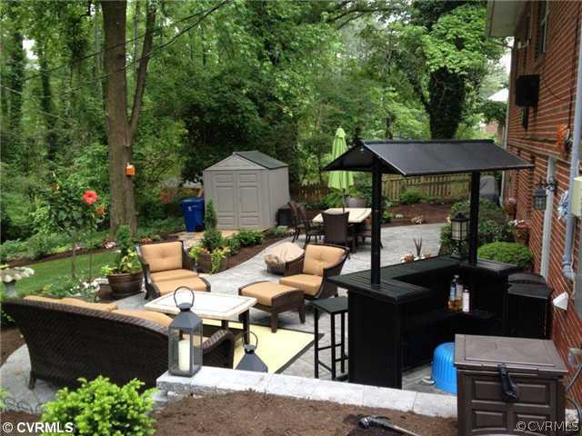 1005 Ridge Top Road Richmond, VA 23229 - Photo 14 of 18 Other - Patio and yard