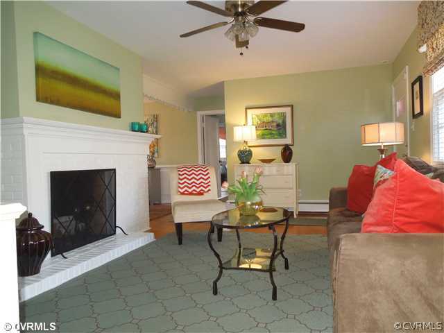 1005 Ridge Top Road Richmond, VA 23229 - Photo 2 of 18 Den/Family/Great Room